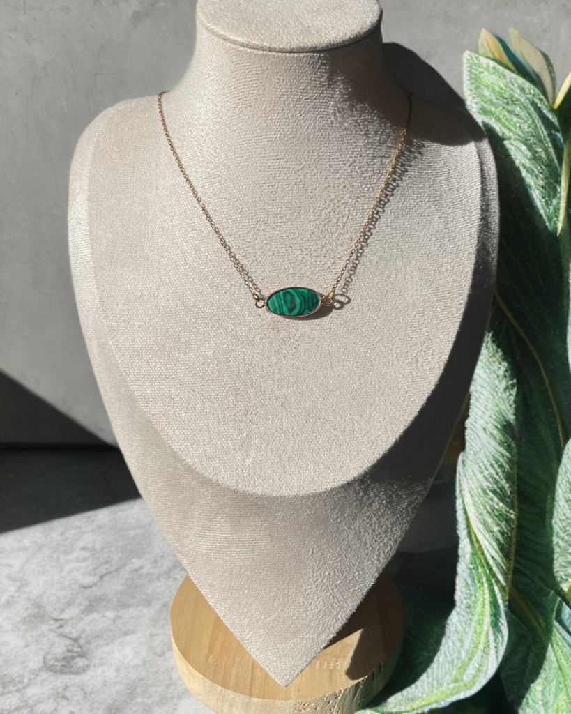 Collier Camรฉlia